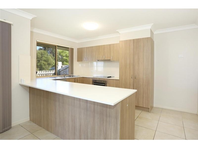 7 Damian Leeding Way, Upper Coomera QLD 4209