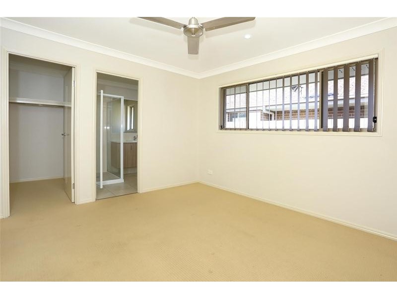 7 Damian Leeding Way, Upper Coomera QLD 4209