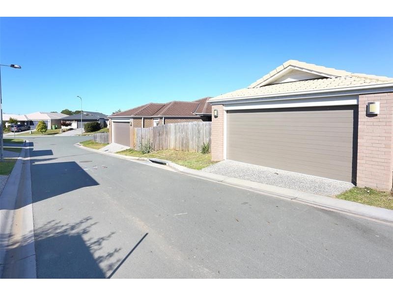 7 Damian Leeding Way, Upper Coomera QLD 4209