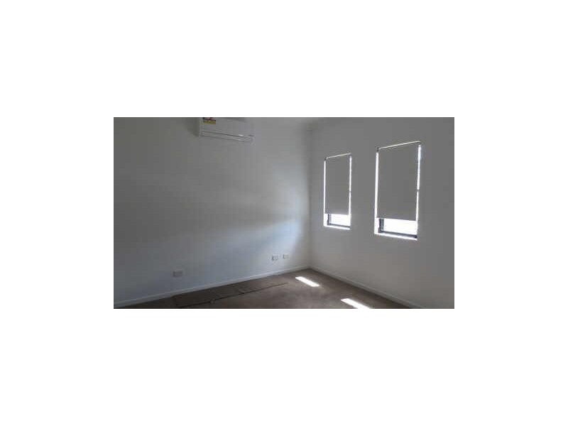 2/36  Gullwing Drive, Upper Coomera QLD 4209