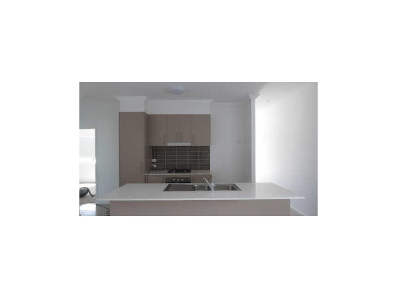 2/36  Gullwing Drive, Upper Coomera QLD 4209