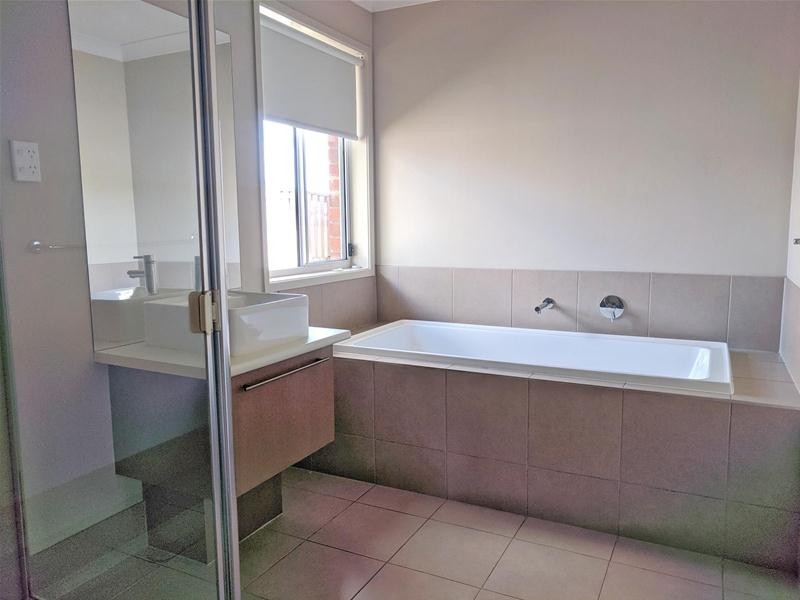 28 Sienna Crescent, Pimpama QLD 4209