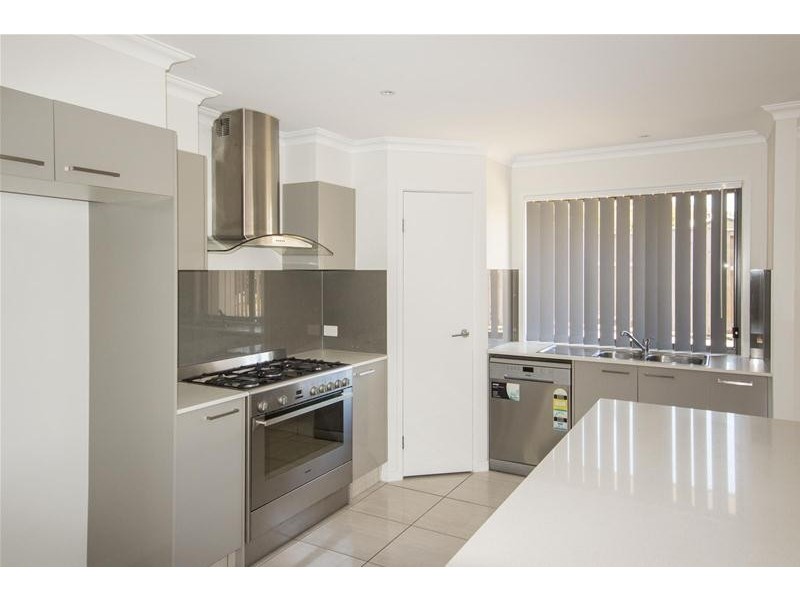 20 Gresswell Crescent, Upper Coomera QLD 4209