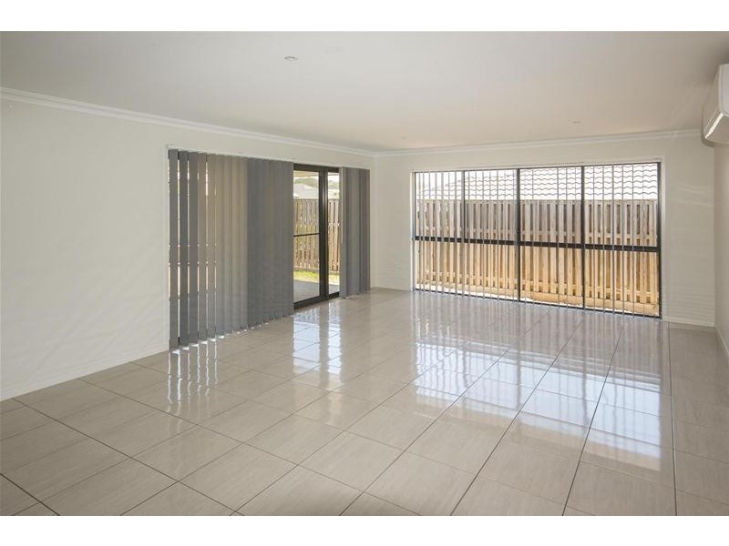 20 Gresswell Crescent, Upper Coomera QLD 4209