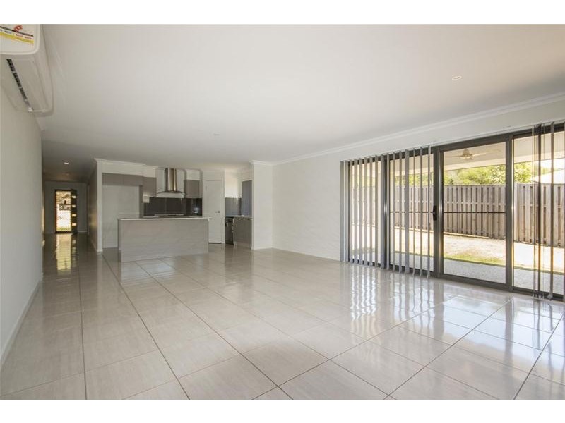 20 Gresswell Crescent, Upper Coomera QLD 4209