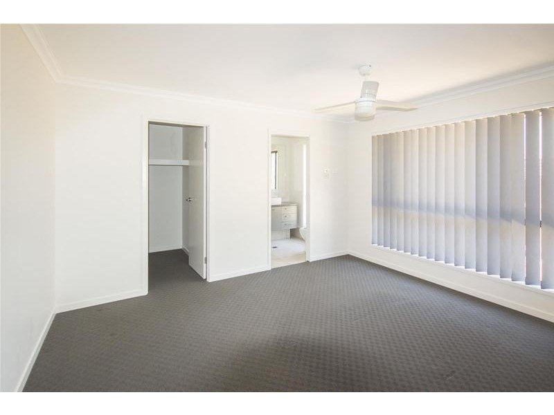 20 Gresswell Crescent, Upper Coomera QLD 4209