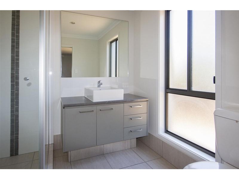 20 Gresswell Crescent, Upper Coomera QLD 4209