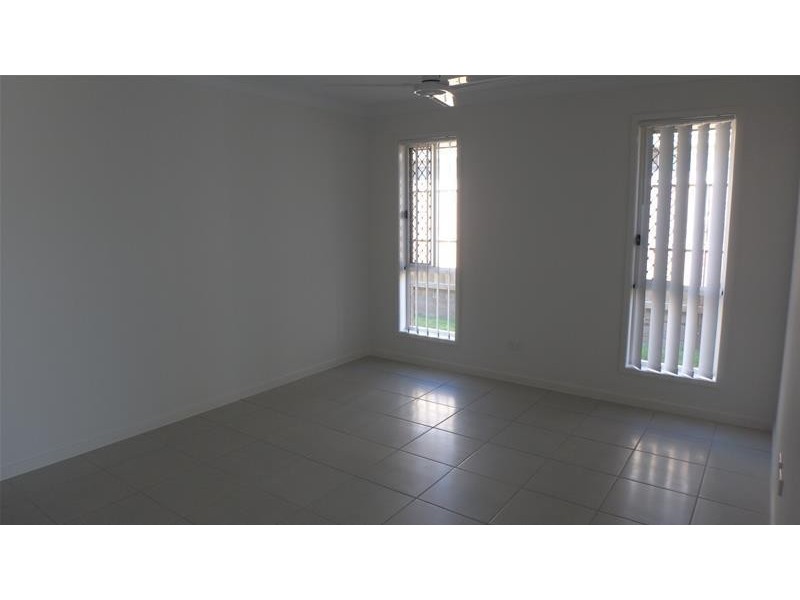 19 Augusta Boulevard, Pimpama QLD 4209