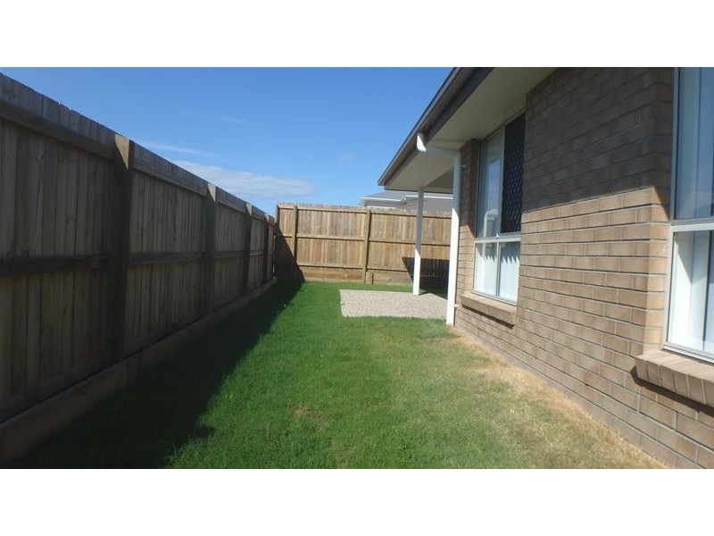 19 Augusta Boulevard, Pimpama QLD 4209