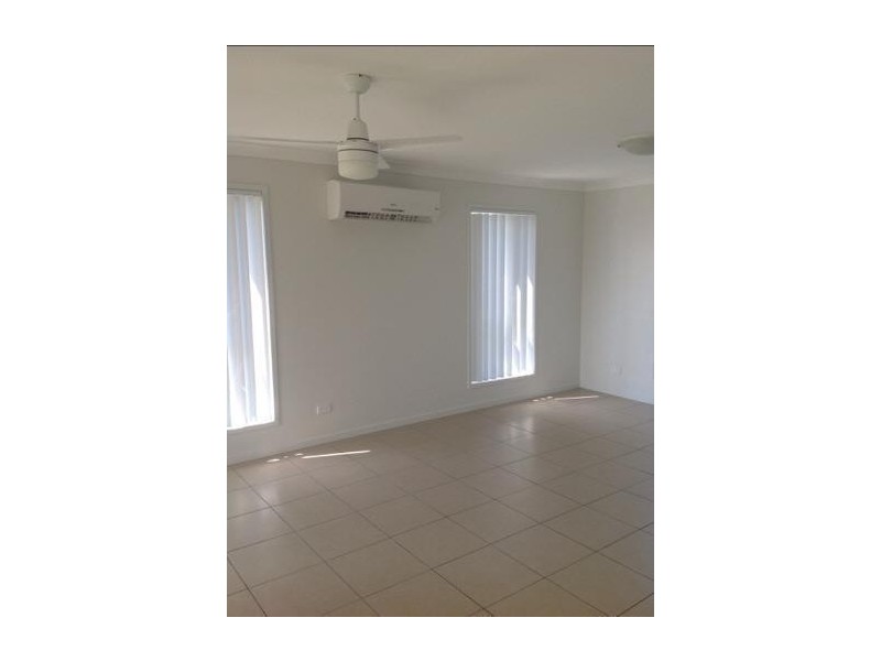 6  Charles Avenue (1 John Crescent), Pimpama QLD 4209