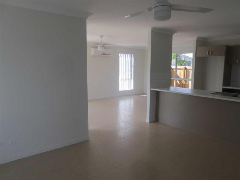 6  Charles Avenue (1 John Crescent), Pimpama QLD 4209