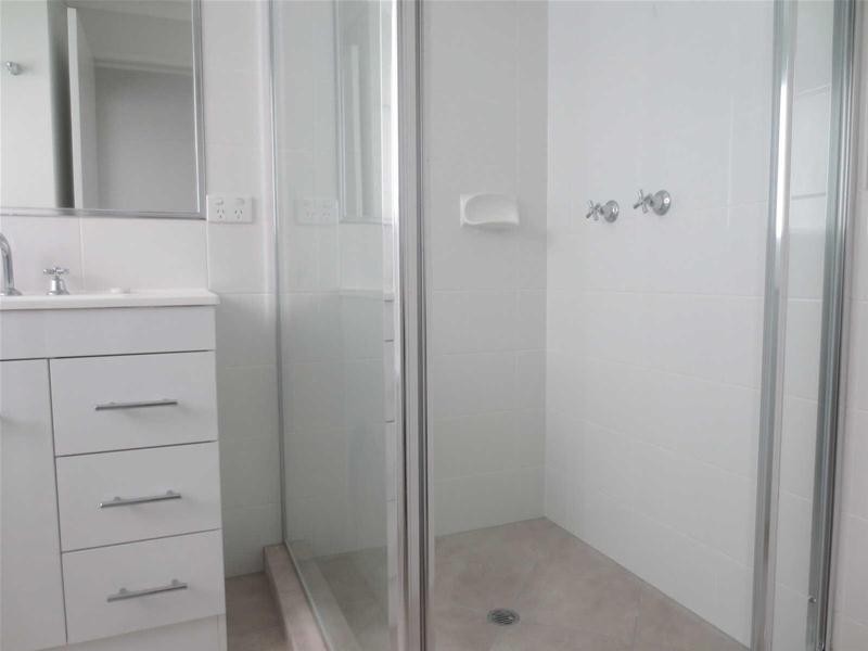 6  Charles Avenue (1 John Crescent), Pimpama QLD 4209