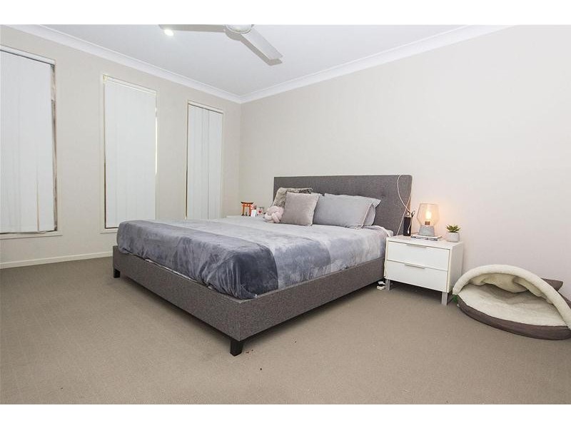 11 McLachlan Circuit, Willow Vale QLD 4209