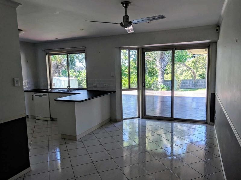 9  Edgemount Court, Oxenford QLD 4210