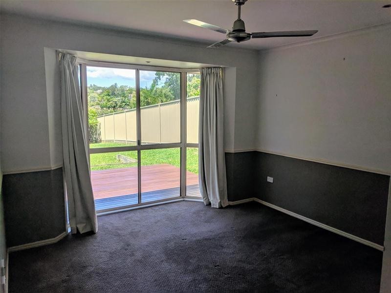 9  Edgemount Court, Oxenford QLD 4210