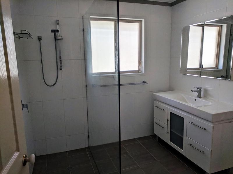 9  Edgemount Court, Oxenford QLD 4210