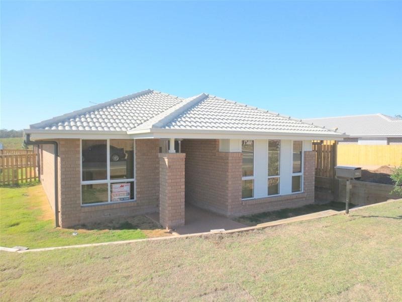 13 Carnarvon Court, Pimpama QLD 4209