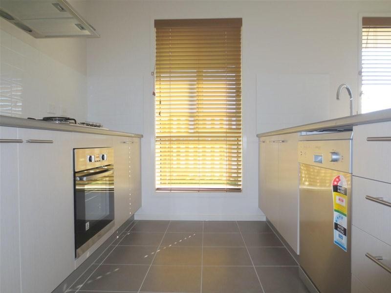 13 Carnarvon Court, Pimpama QLD 4209