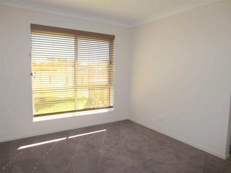 13 Carnarvon Court, Pimpama QLD 4209