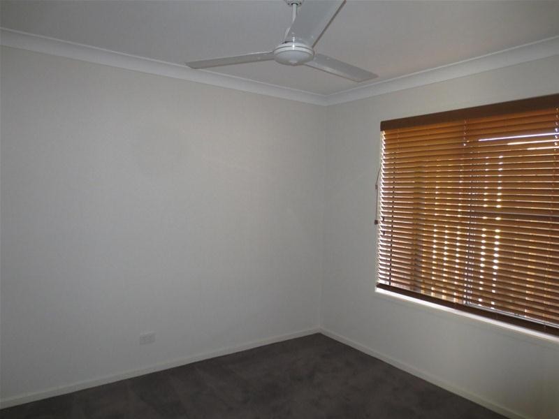 13 Carnarvon Court, Pimpama QLD 4209