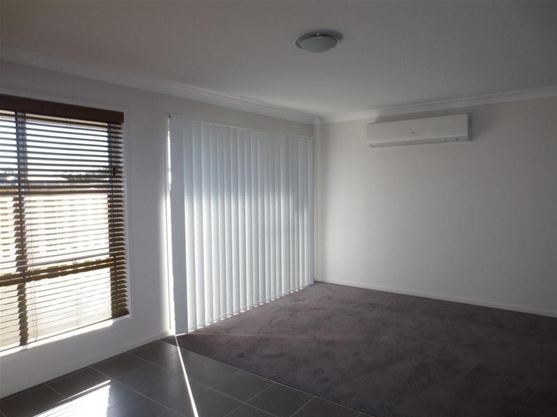 13 Carnarvon Court, Pimpama QLD 4209