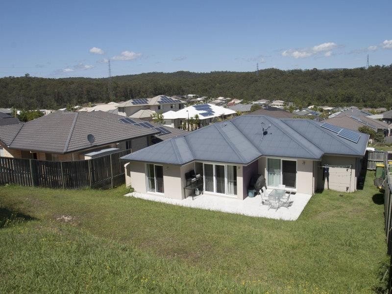 62 Hawkesbury Avenue, Pacific Pines QLD 4211