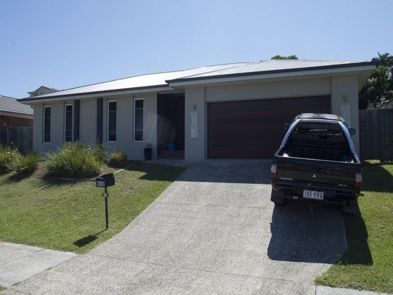 62 Hawkesbury Avenue, Pacific Pines QLD 4211