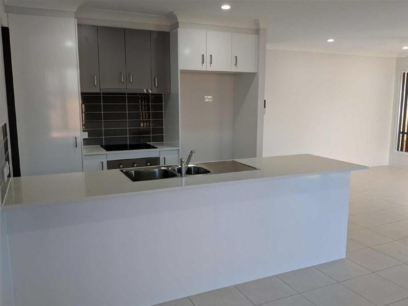 16  Splendour Circuit, Yarrabilba QLD 4207