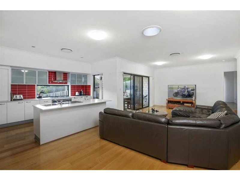 16 Sundew Crescent, Upper Coomera QLD 4209