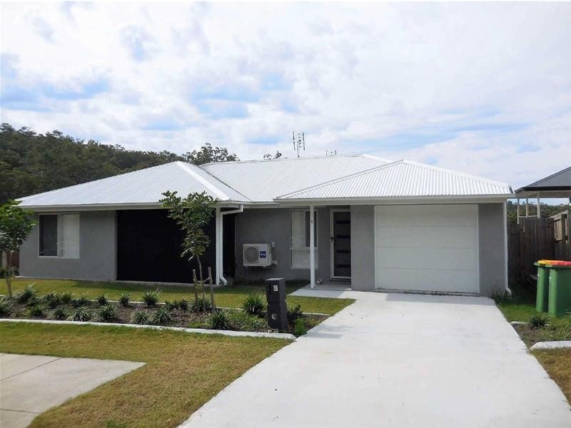 2/9  Bass Court, Oxenford QLD 4210