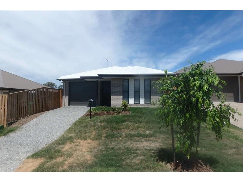4  Greenwich Avenue, Pimpama QLD 4209