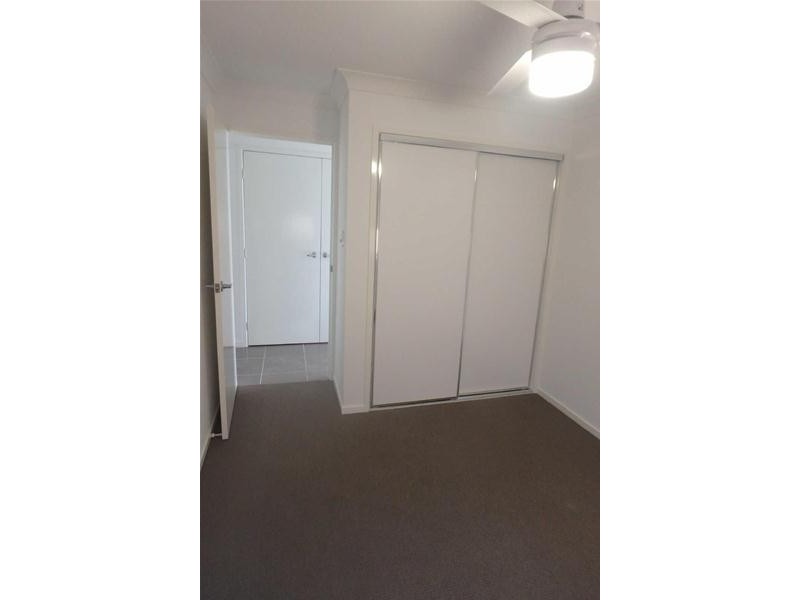 4  Greenwich Avenue, Pimpama QLD 4209