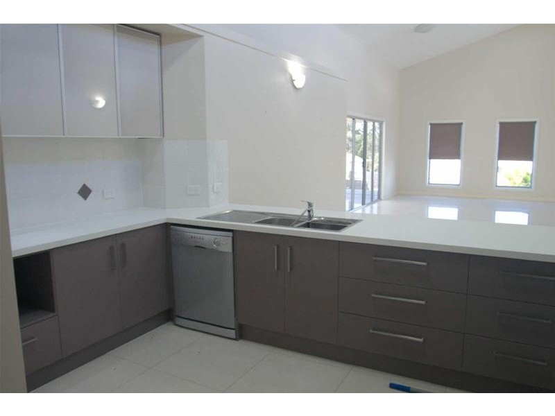 2  Southern Lights Drive, Upper Coomera QLD 4209