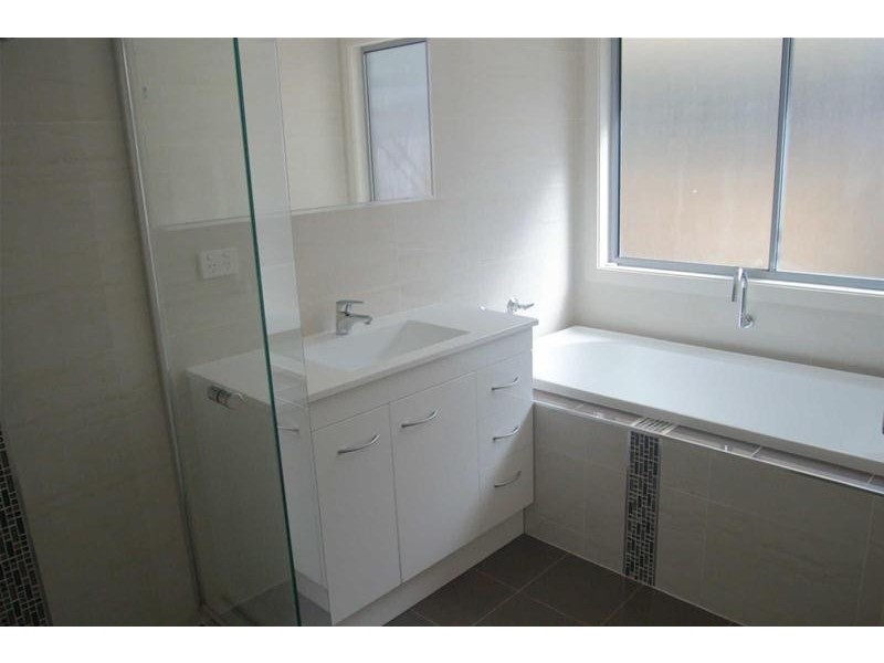 2  Southern Lights Drive, Upper Coomera QLD 4209