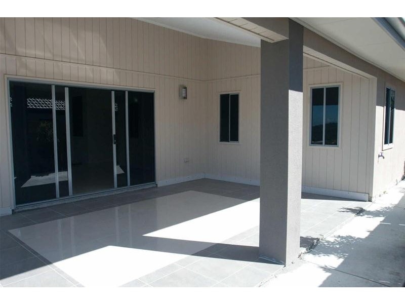 2  Southern Lights Drive, Upper Coomera QLD 4209