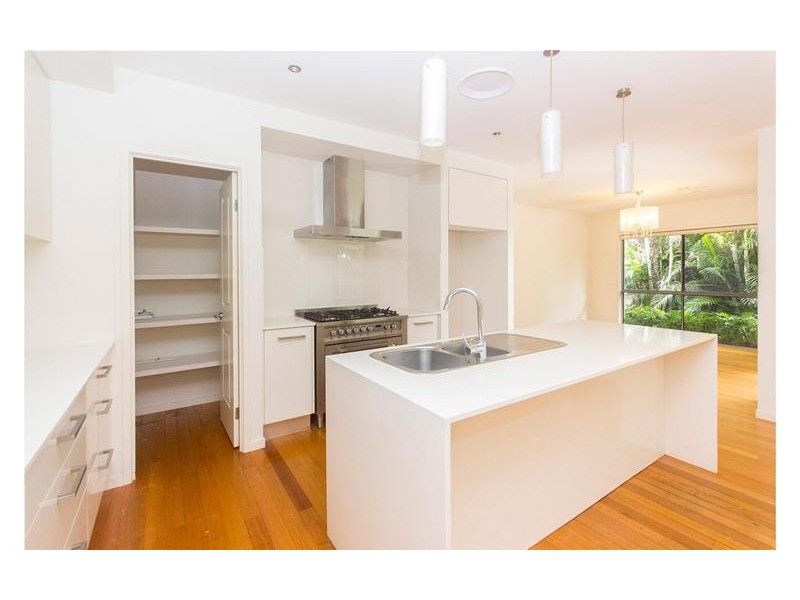 27 Scenic Crescent, Coomera QLD 4209