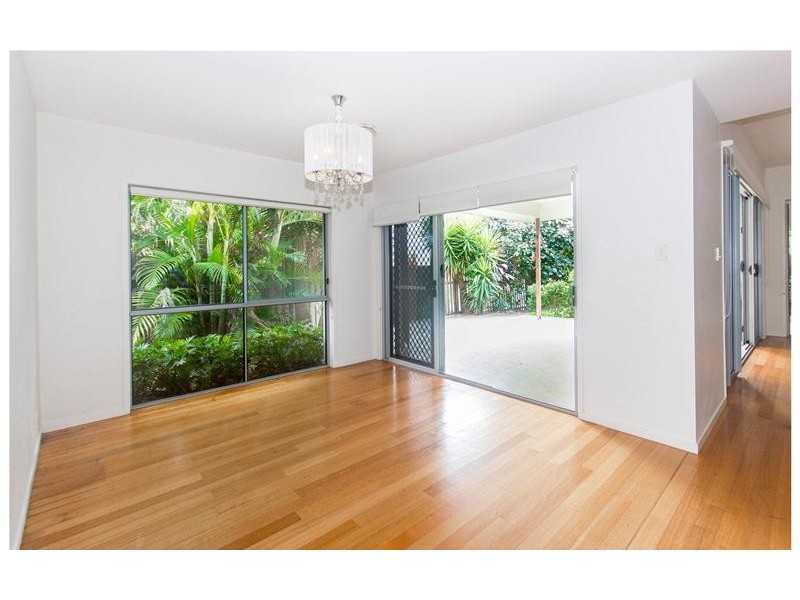 27 Scenic Crescent, Coomera QLD 4209