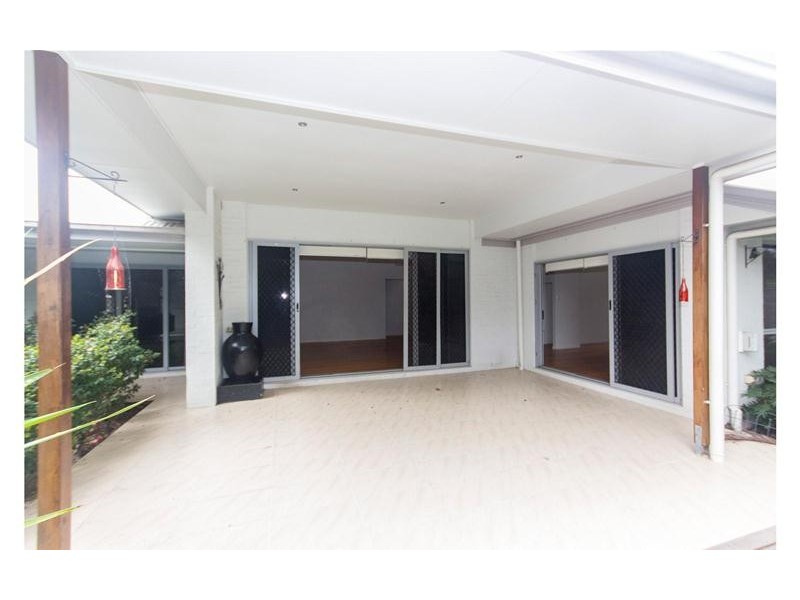 27 Scenic Crescent, Coomera QLD 4209
