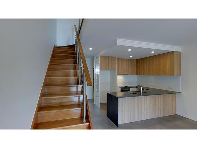 25 Evergreen View, Robina QLD 4226