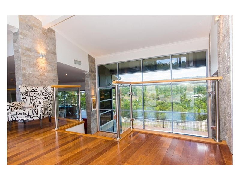 9 Huntington Drive, Maudsland QLD 4210