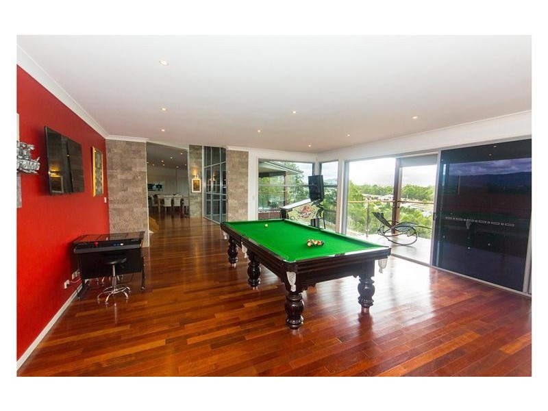 9 Huntington Drive, Maudsland QLD 4210