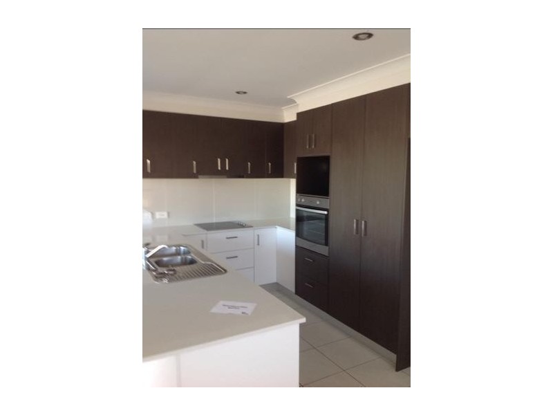 9  Wimmera Crescent, Upper Coomera QLD 4209