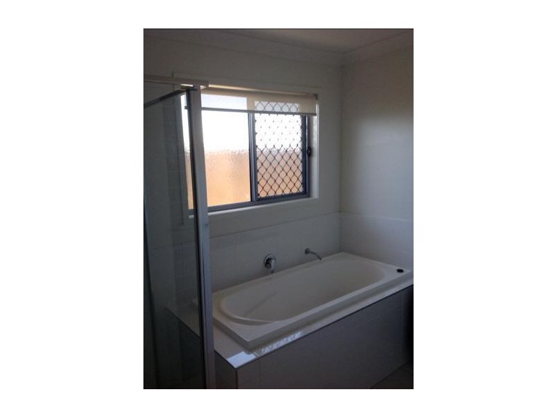 9  Wimmera Crescent, Upper Coomera QLD 4209