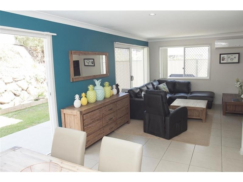 25/19 Gumtree Crescent, Upper Coomera QLD 4209