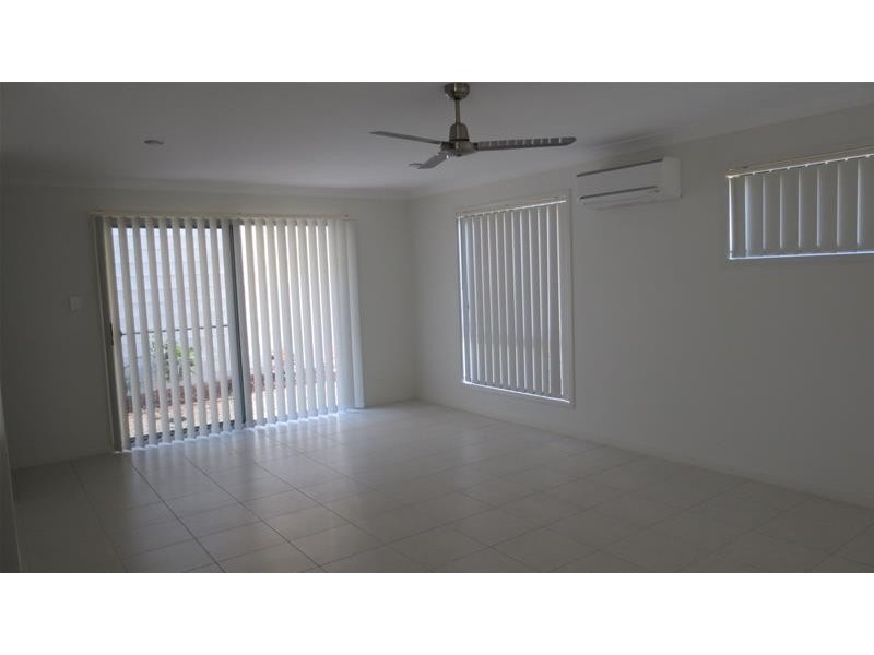 5/2 Kay Street, Pimpama QLD 4209