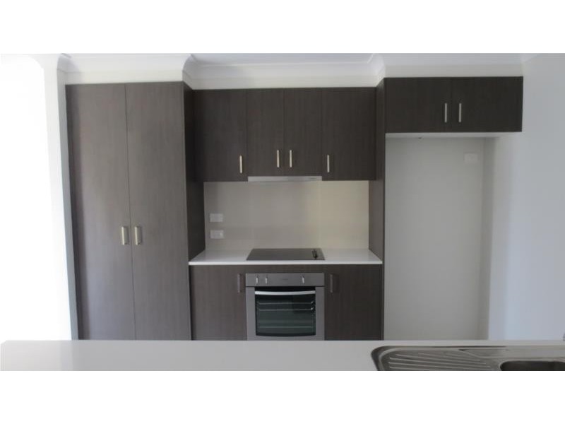 5/2 Kay Street, Pimpama QLD 4209