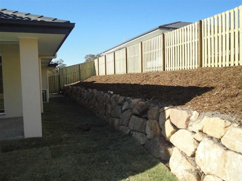 5 Gordon Drive, Upper Coomera QLD 4209