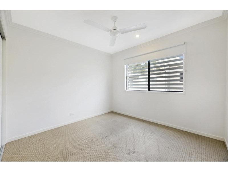 2/10 Careel Close, Helensvale QLD 4212