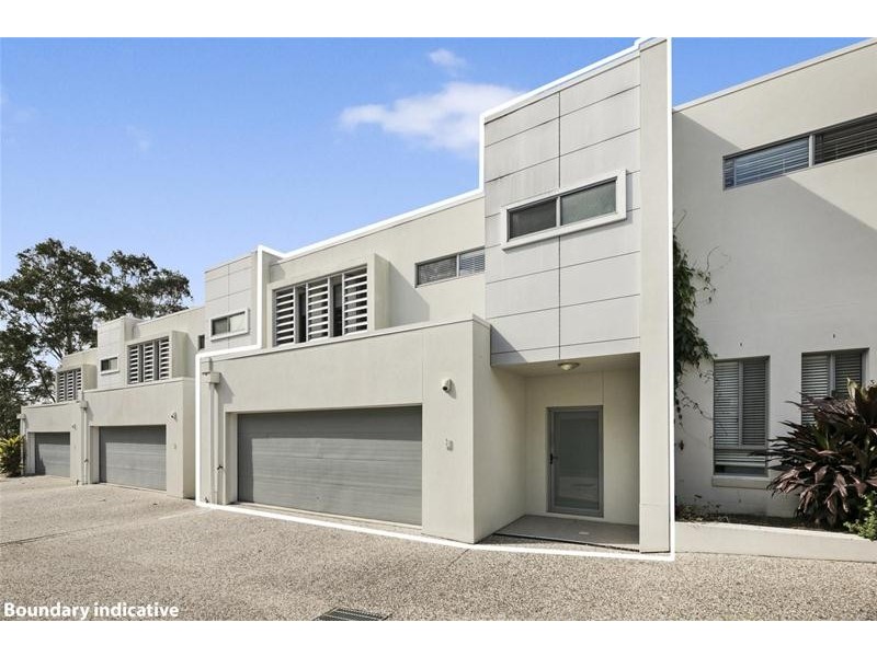 2/10 Careel Close, Helensvale QLD 4212