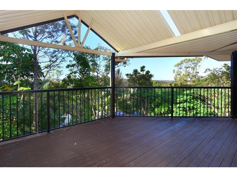 30 Palmerston Drive, Oxenford QLD 4210